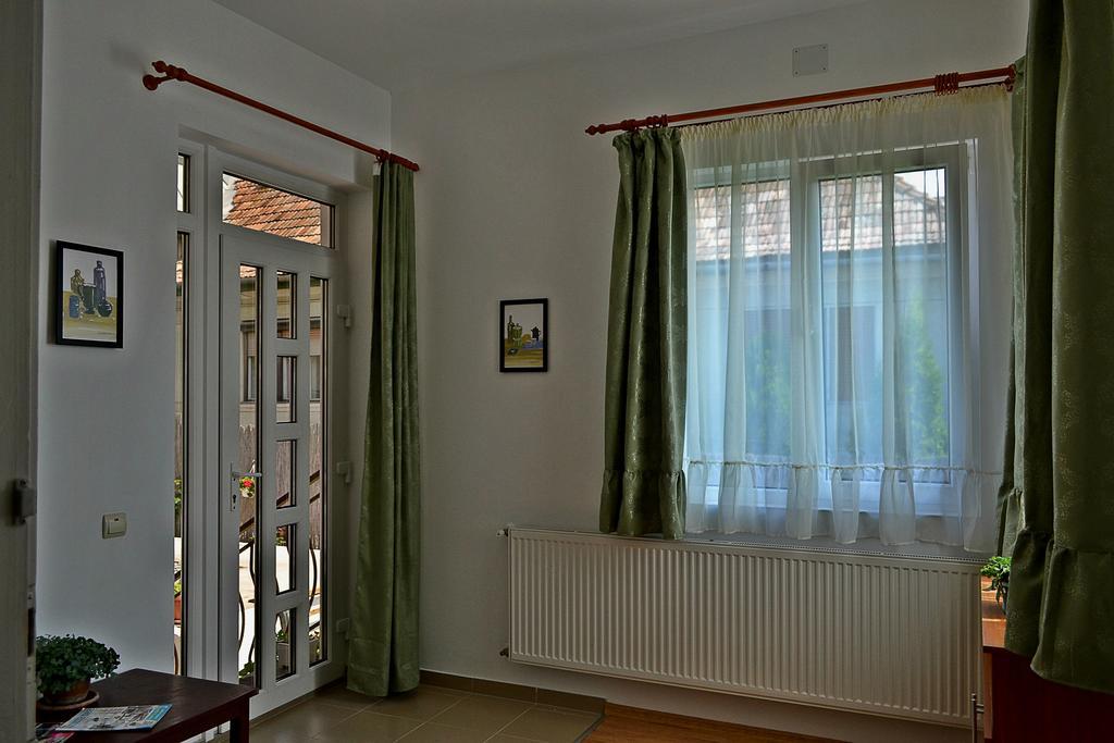 Casa Nobilium Hotel Turda Luaran gambar
