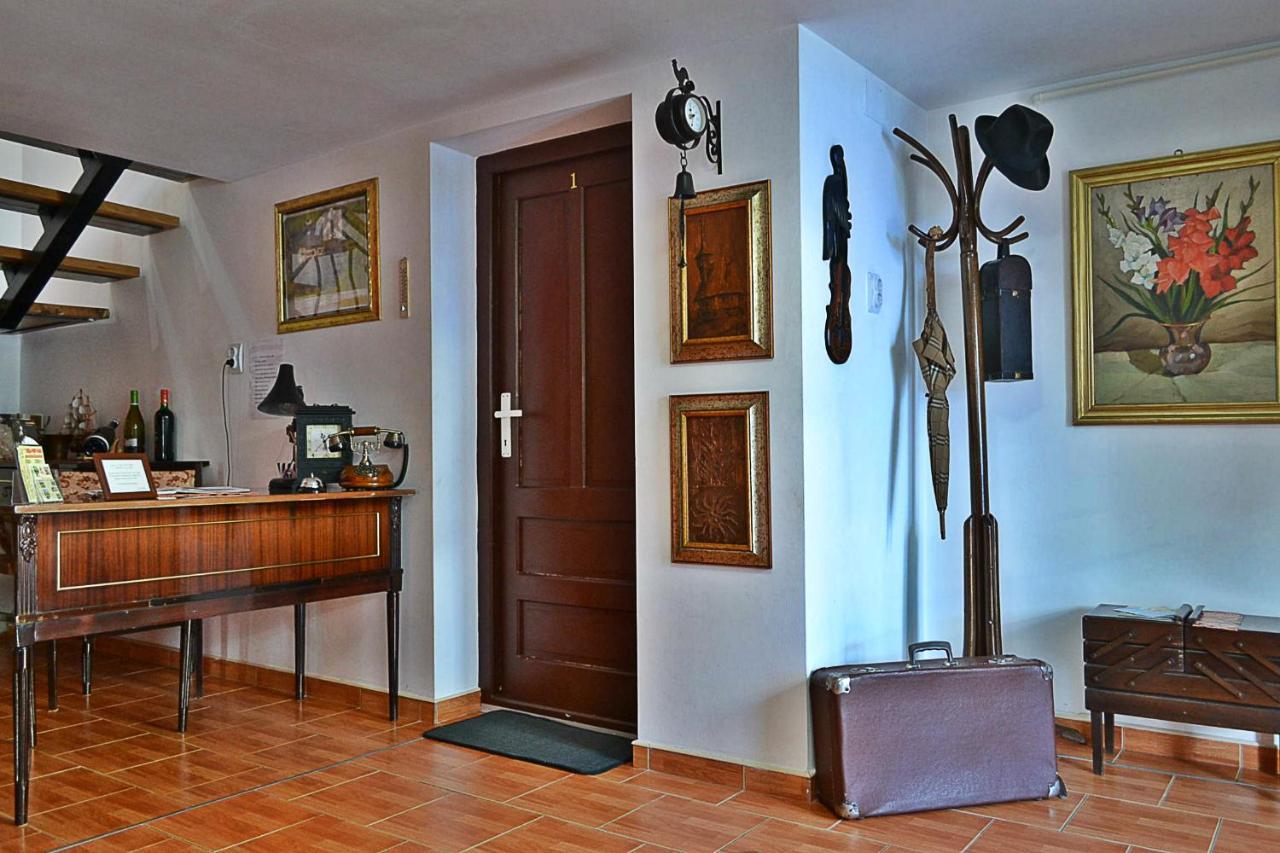 Casa Nobilium Hotel Turda Luaran gambar